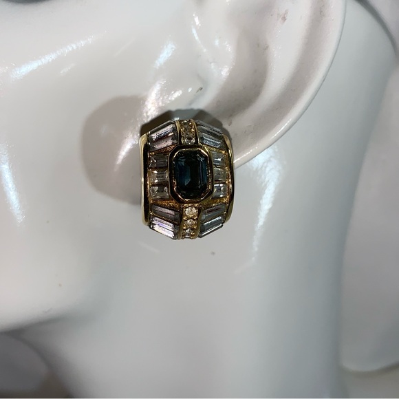 CHRISTIAN DIOR 14k gold plated Austrian crystal clear baguette blue emerald cut - Picture 4 of 16